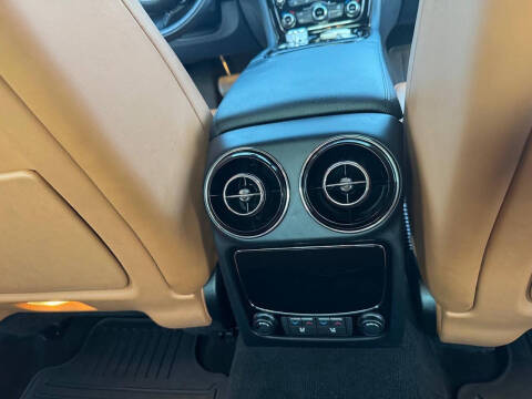 2016 Jaguar XJ R-Sport