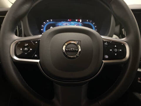 2025 Volvo XC60 B5 Plus Dark Theme