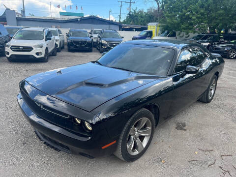 2019 Dodge Challenger SXT