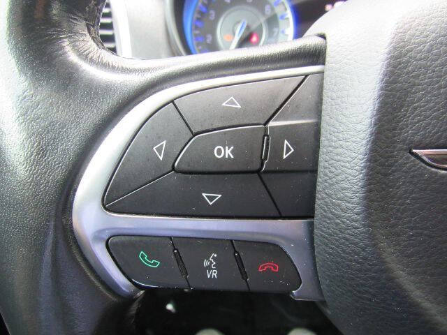 2015 Chrysler 300 Limited