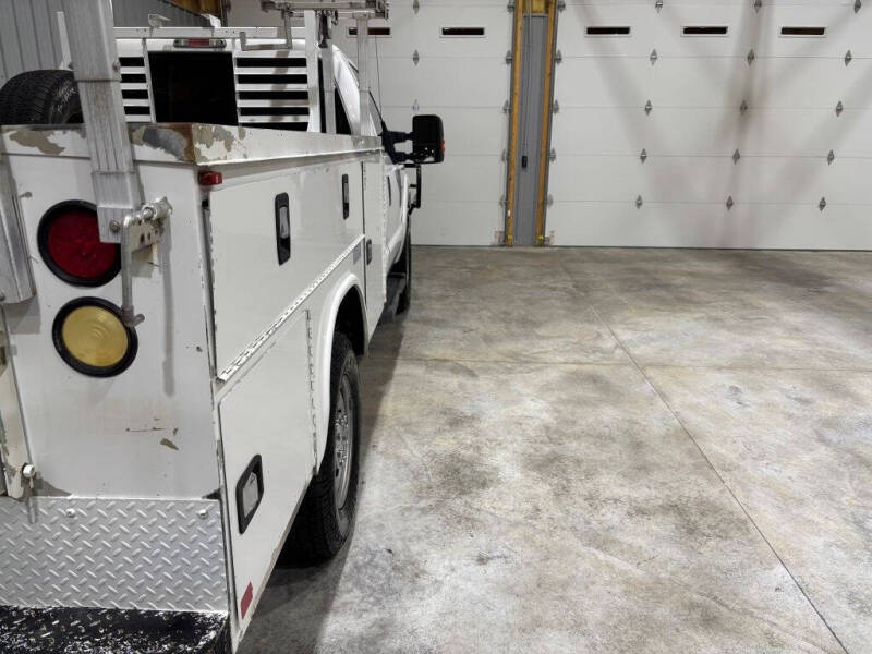 2016 Ford F-350 Super Duty XL