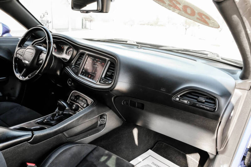 2022 Dodge Challenger