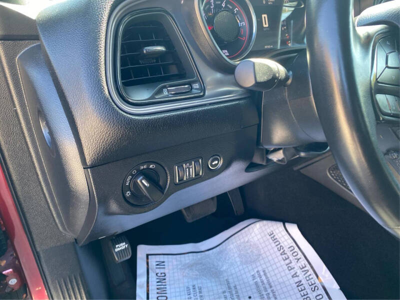 2023 Dodge Challenger SXT