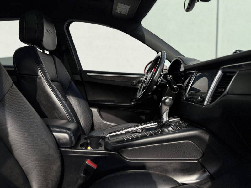 2018 Porsche Macan GTS