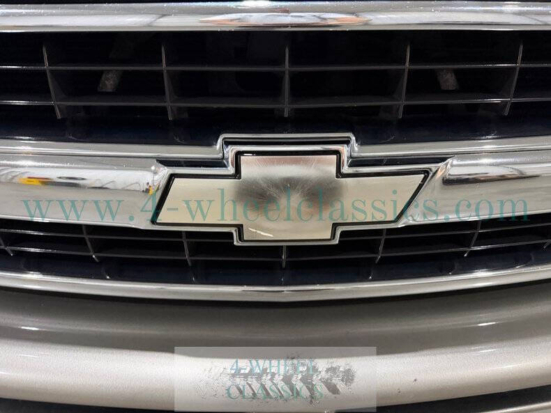 2002 Chevrolet Suburban