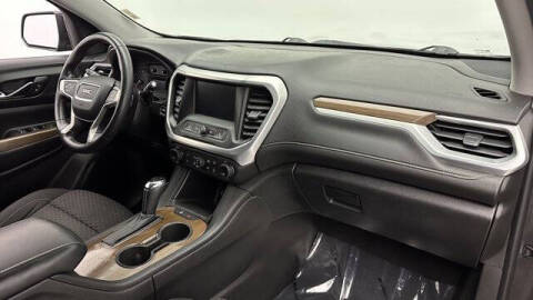 2017 GMC Acadia SLE-1