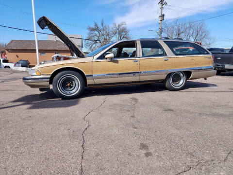 1994 Buick Roadmaster for sale at Geareys Auto Sales of Sioux Falls, LLC in Sioux Falls SD