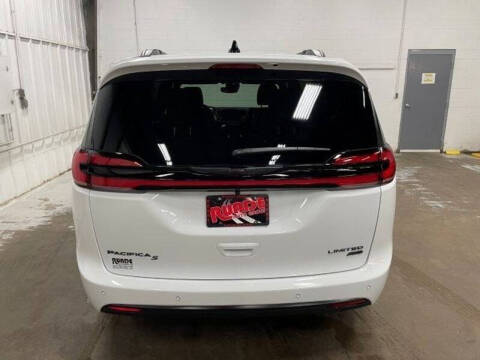 2026 Chrysler Pacifica Limited