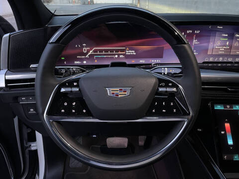 2025 Cadillac Escalade Luxury