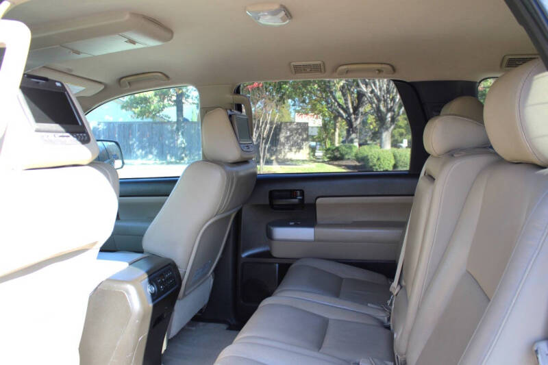 2008 Toyota Sequoia SR5