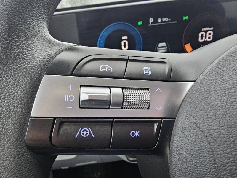 2024 Hyundai Kona SE