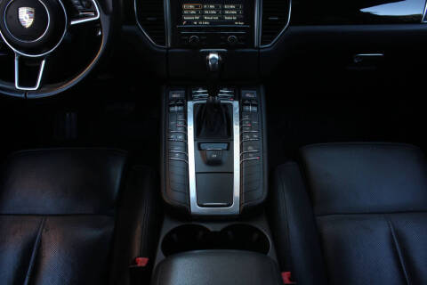 2016 Porsche Macan S