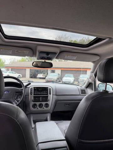 2003 Ford Explorer XLT