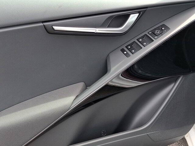 2026 Kia Niro EV Wind