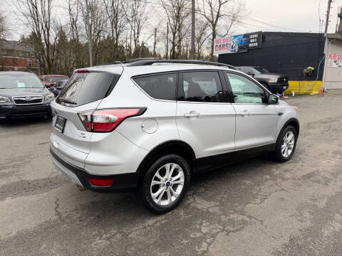 2018 Ford Escape SE