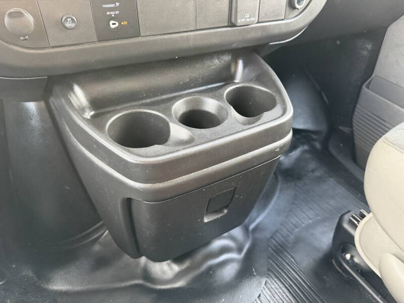 2020 GMC Savana 2500