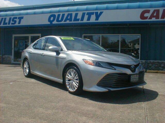 2018 Toyota Camry Hybrid for sale at Dick Vlist Motors, Inc. in Port Orchard WA