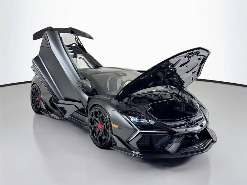 2024 Lamborghini Revuelto