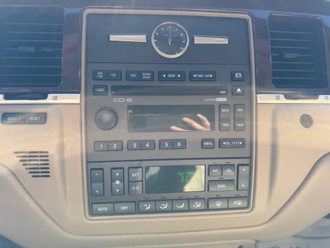 2008 Lincoln Town Car Signature Limited