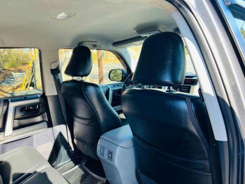 2013 Toyota 4Runner SR5