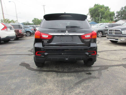 2018 Mitsubishi Outlander Sport LE