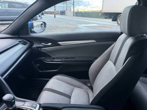 2017 Honda Civic LX-P