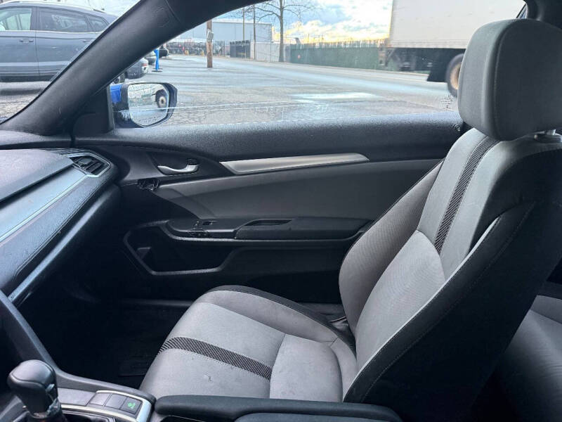 2017 Honda Civic LX-P