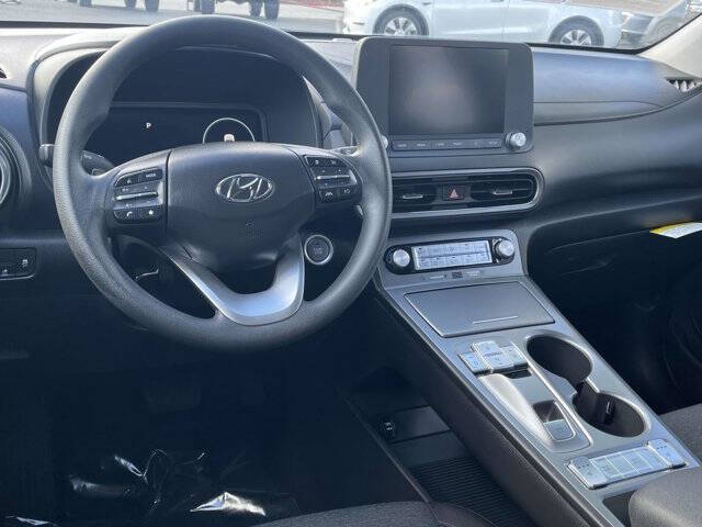 2023 Hyundai Kona Electric SE