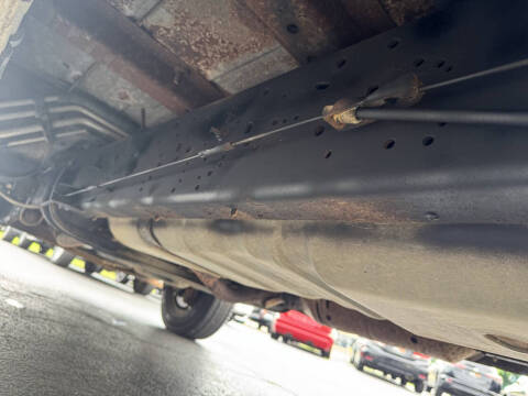 2004 Ford E-Series E-350 SD XLT