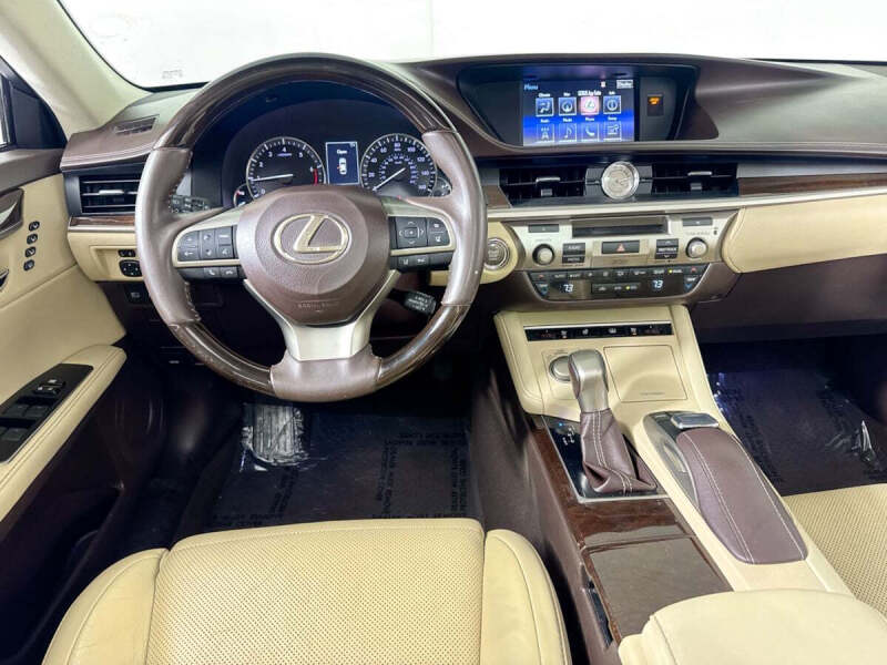 2016 Lexus ES 350