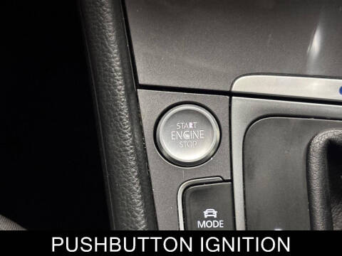 2016 Volkswagen e-Golf SE
