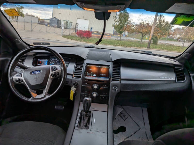 2014 Ford Taurus SEL