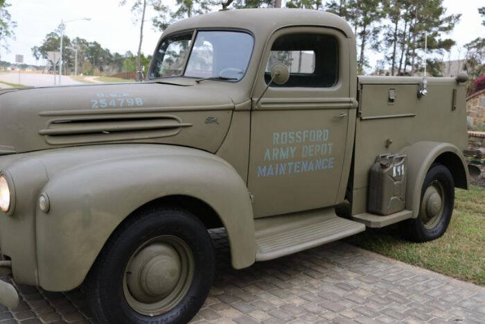 1942 Ford F-100