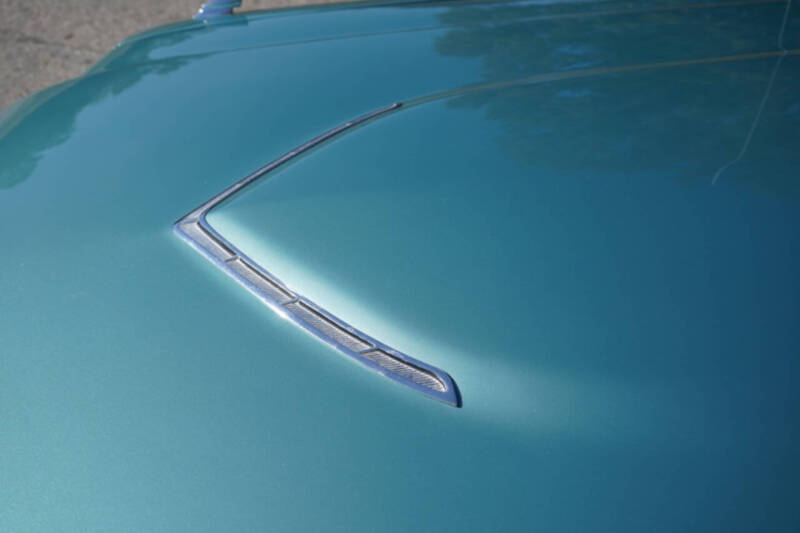 1964 Ford Thunderbird