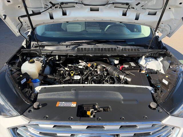 2022 Ford Edge SE