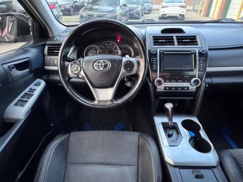 2013 Toyota Camry SE
