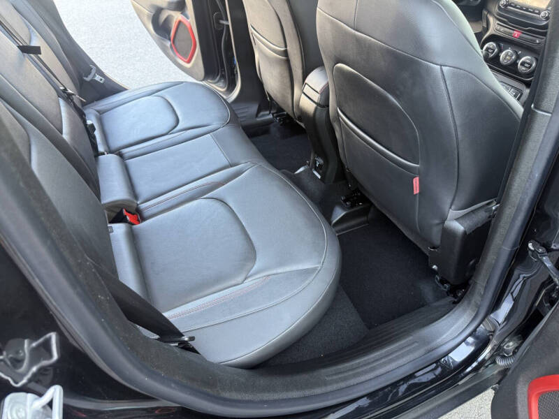 2015 Jeep Renegade Trailhawk