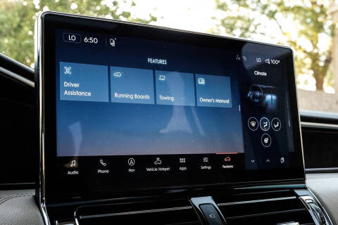 2022 Lincoln Navigator Standard