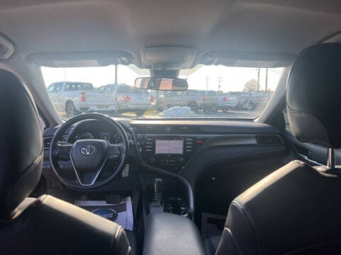 2020 Toyota Camry SE Nightshade