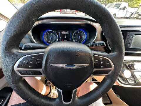 2017 Chrysler Pacifica LX