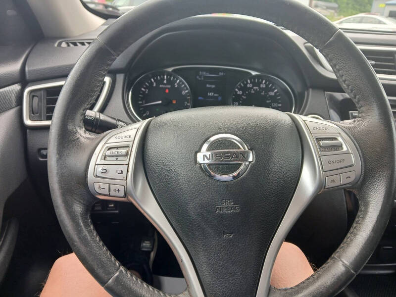 2016 Nissan Rogue SL