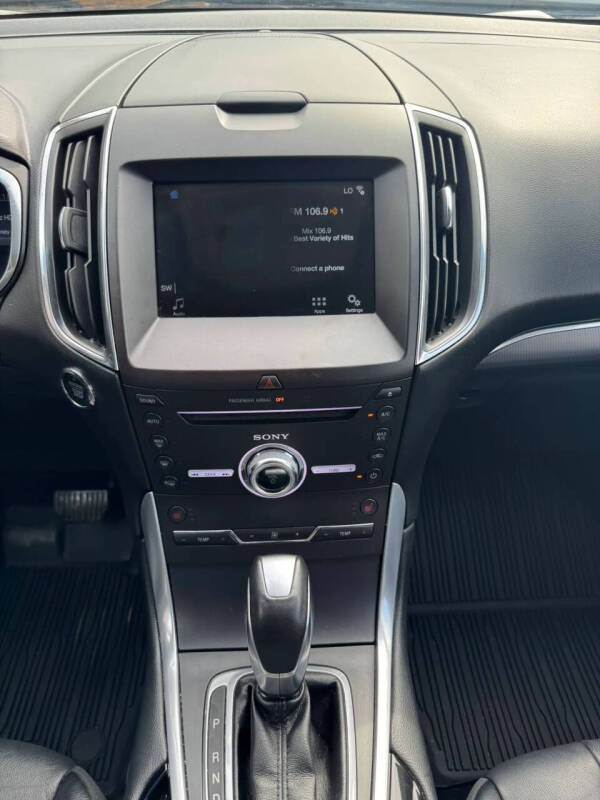 2018 Ford Edge Titanium