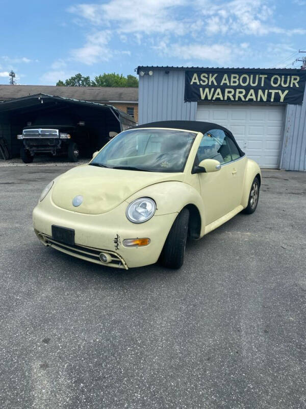 2003 Volkswagen New Beetle Convertible for sale at CLEAN CUT AUTOS in New Castle DE