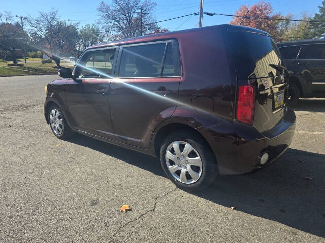 2009 Scion xB for sale at QUEENSGATE AUTO SALES in York, PA