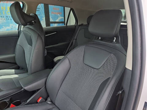 2024 Kia Niro EX