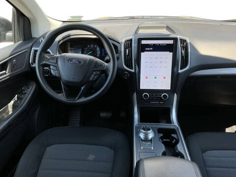 2023 Ford Edge SE