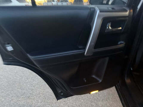 2022 Toyota 4Runner SR5