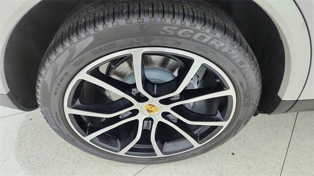 2022 Porsche Cayenne