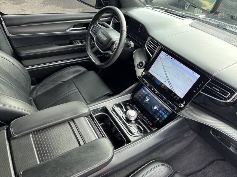 2022 Jeep Grand Wagoneer Series II