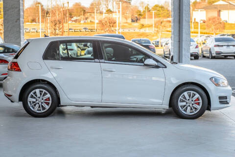 2016 Volkswagen Golf TSI S